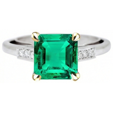 Step Cut Colombian Emerald ring in 14 Karat Two Tone Gold – front view