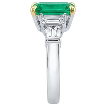 Big Green Emerald Gemstone Ring Natural Earth Mined Diamond Womens Jewellery