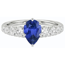 natural round sapphire 3.50ct ring on white background