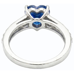 Blue Sapphire Gemstone Ring Heart Cut 3.50 Carats Prong Set Jewellery