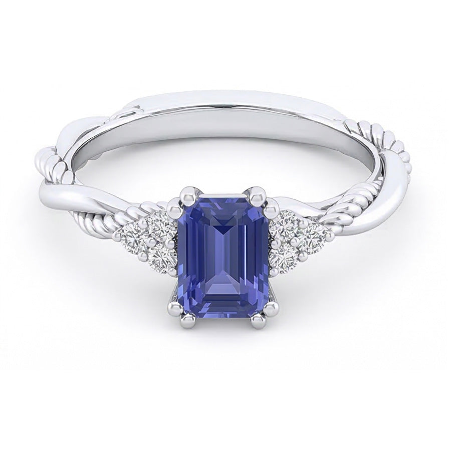natural emerald sapphire 2ct ring close up detail