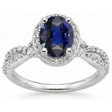 natural round sapphire 5ct ring close up detail