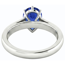 natural pear sapphire 2.50ct ring side angle