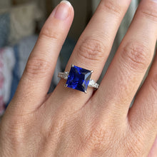 Blue Sapphire Solitaire With Accents Princess Cut Gemstone 6.25 Carats