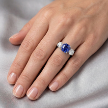 Blue Sapphire & Round Natural Earth Mined Diamond Ring 3.50 Carats 3 Stone Style Jewellery