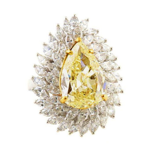 Luxury Halo Engagement Ring 6 ct – main view