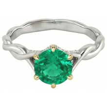 Custom Emerald Gemstone Ring 2 ct – side view