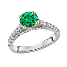 Gemstone Ring 14 Karat Two Tone Gold with Colombian Emerald – main view