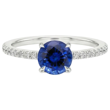 natural round sapphire 2.50ct ring top view
