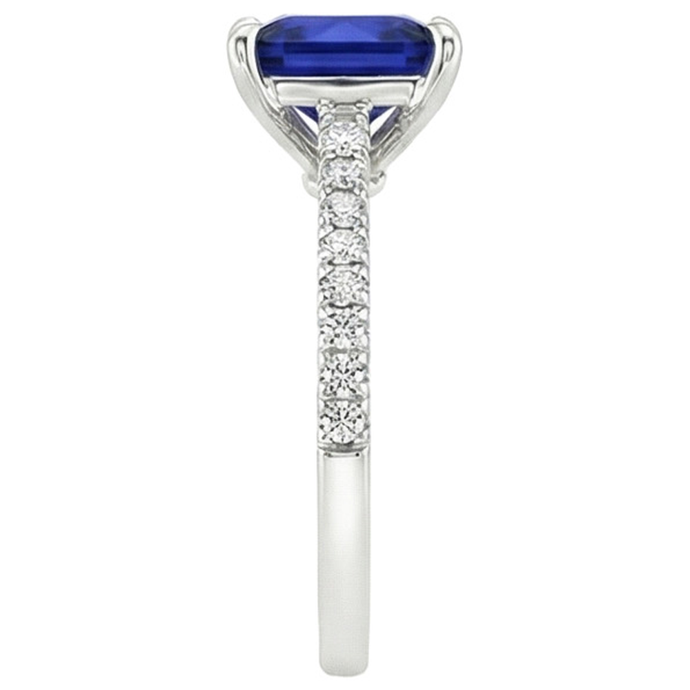 Ceylon Sapphire and Natural Earth Mined Diamond 5.5 Carat Solitaire Accents Ring