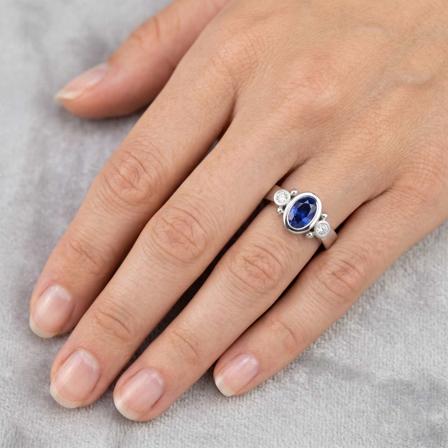 Ceylon Blue Sapphire Natural Earth Mined DIAMOND ( NOT LAB GROWN ) Ring Bezel Set 1.70 Carat White Gold 14K