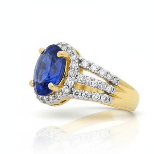 Ceylon Sapphire Oval And Round Natural Earth Mined Diamonds Ring Gold 14K 3.51 Carats