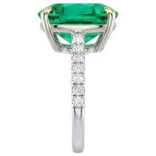 Emerald Cushion Gemstone Ring in Two-Tone 14K Gold – profile view