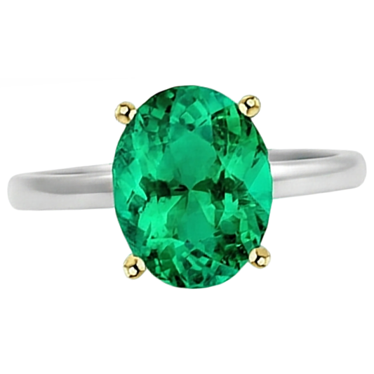Sparkling Fine Emerald Colored Stone Ring 5 ct – front view