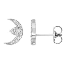 Shimmering Brilliant Diamond Stud Earrings 4.50 ct – front view