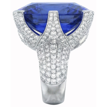 natural round sapphire 8.51ct ring top view