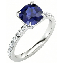 natural round sapphire 2.90ct ring side angle