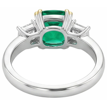 Designer Fine Emerald Colored Stone Ring 3.50 ct – back view