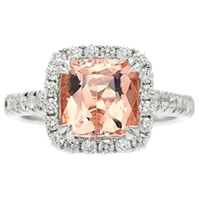 natural round morganite 27ct ring close up detail
