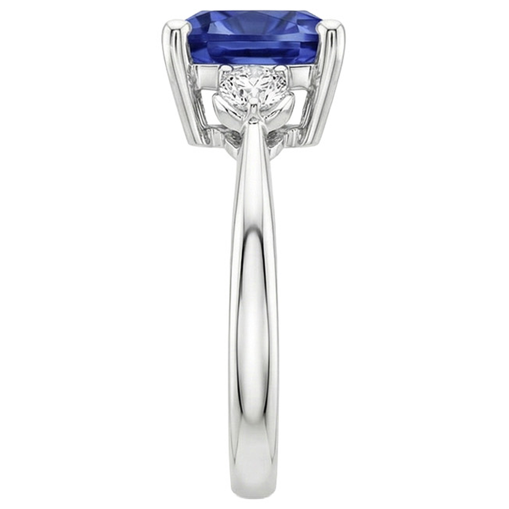 natural round sapphire 2.75ct ring on white background