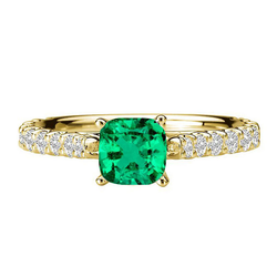 3 ct Emerald Colored Stone Ring in 14 Karat Yellow Gold