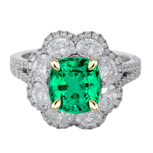 Cushion Cut Colombian Emerald ring in 14 Karat Two Tone Gold – main view