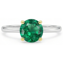 Fine Colombian Emerald Gemstone Ring 2 ct – side view