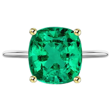 Earth-Mined Emerald Colored Stone Ring 4 ct 14K Two Tone Gold – angle view