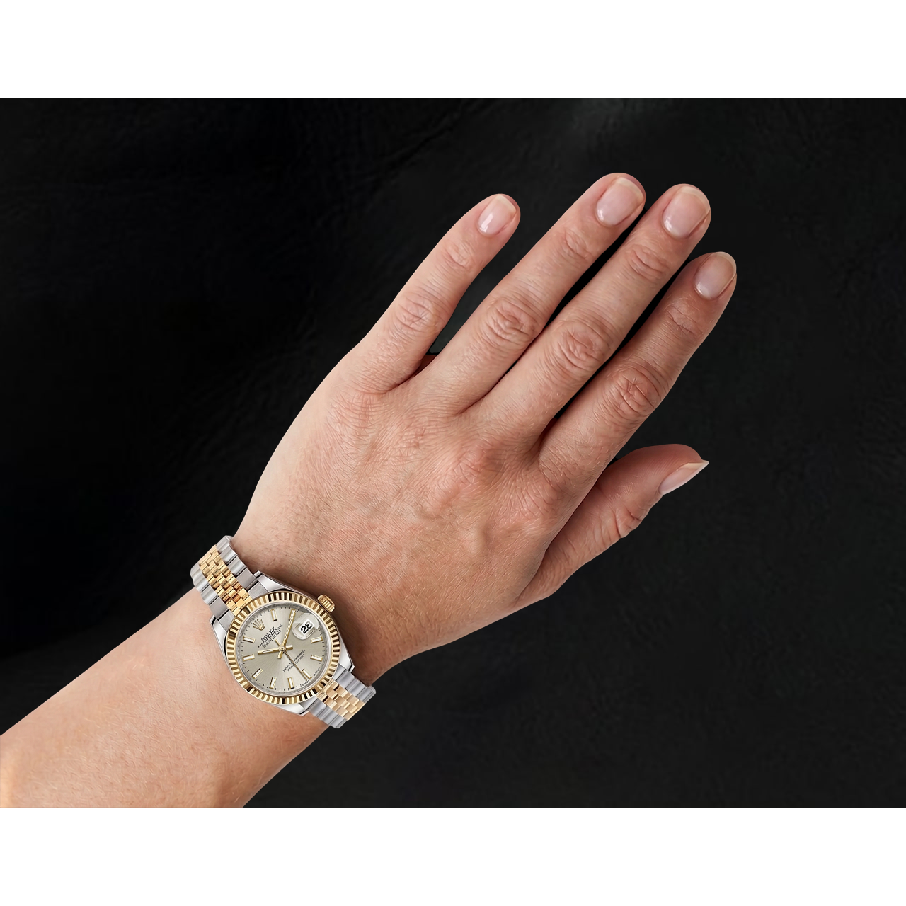 Datejust 279173 Rolex Luminous Dial Fluted Two Tone 28 mm Jubilee Women's Watch
