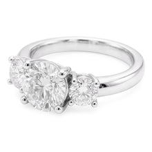 Dazzling 3-Stone Ring – Diamond 2.50 ct from HarryChadEnt