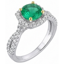 Shimmering Gemstone Ring 2 ct – front view