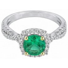 Authentic Fine Emerald Gemstone Ring – side view