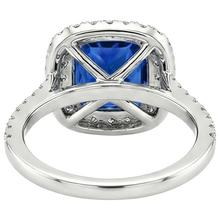 natural round sapphire 3.25ct ring on white background