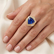 Earth-Mined VVS Blue Sapphire Fine Jewelry 5.5 ct