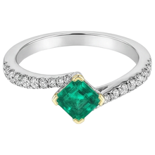 Artisan Precious Stone Ring 2 ct – angle view