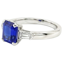 Emerald 3 Stone Natural Earth Mined Diamond Sapphire Ring 1.75 Carats Tapered Baguettes