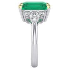 Genuine Fine Emerald Colored Stone Ring – profile view