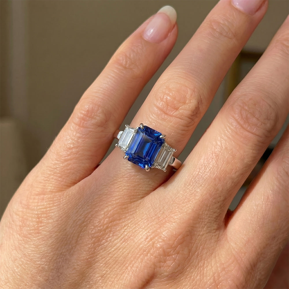 Emerald Natural Earth Mined Diamond Anniversary Ring 3 Carats Light Blue Sapphire 3 Stone
