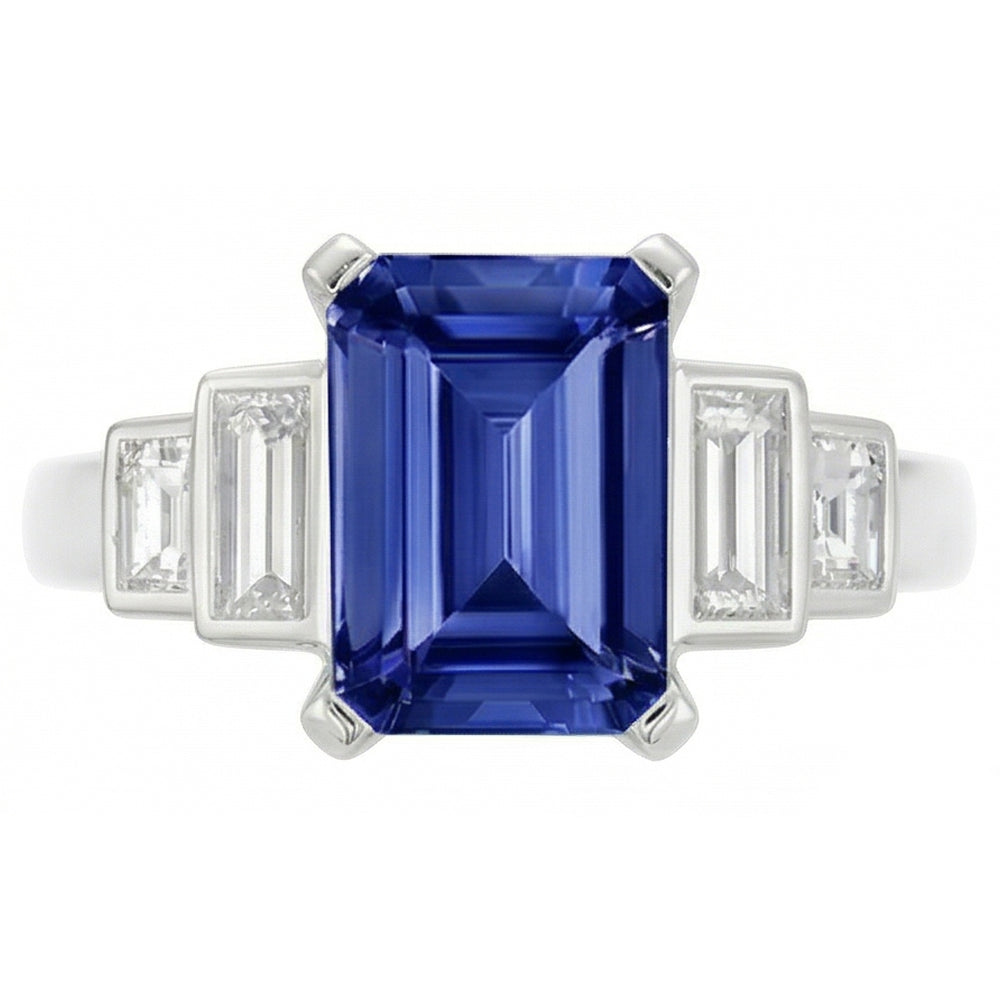 natural princess sapphire 2.50ct ring close up detail