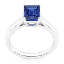 Emerald Solitaire 2 Carats White Gold Ceylon Sapphire Ring