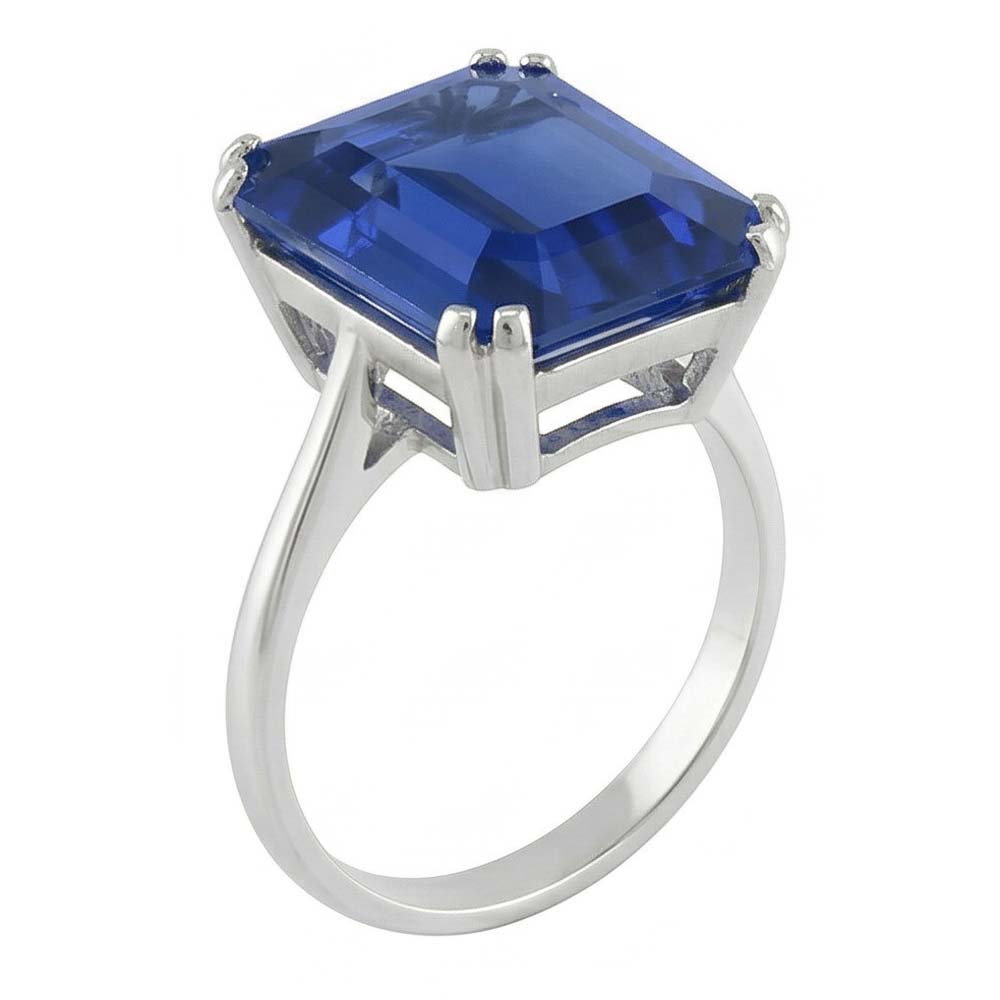 natural emerald sapphire 2.50ct ring close up detail