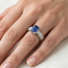Emerald And Round Cut 2.10 Ct Sri Lanka Sapphire Natural Earth Mined DIAMOND ( NOT LAB GROWN )s Ring Gold