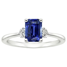 natural round sapphire 3.50ct ring top view