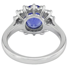 natural round tanzanite 5.25ct ring band detail