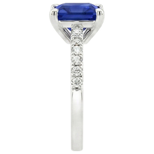 natural round sapphire 5.25ct ring on white background