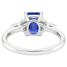 natural emerald sapphire 4ct ring top view