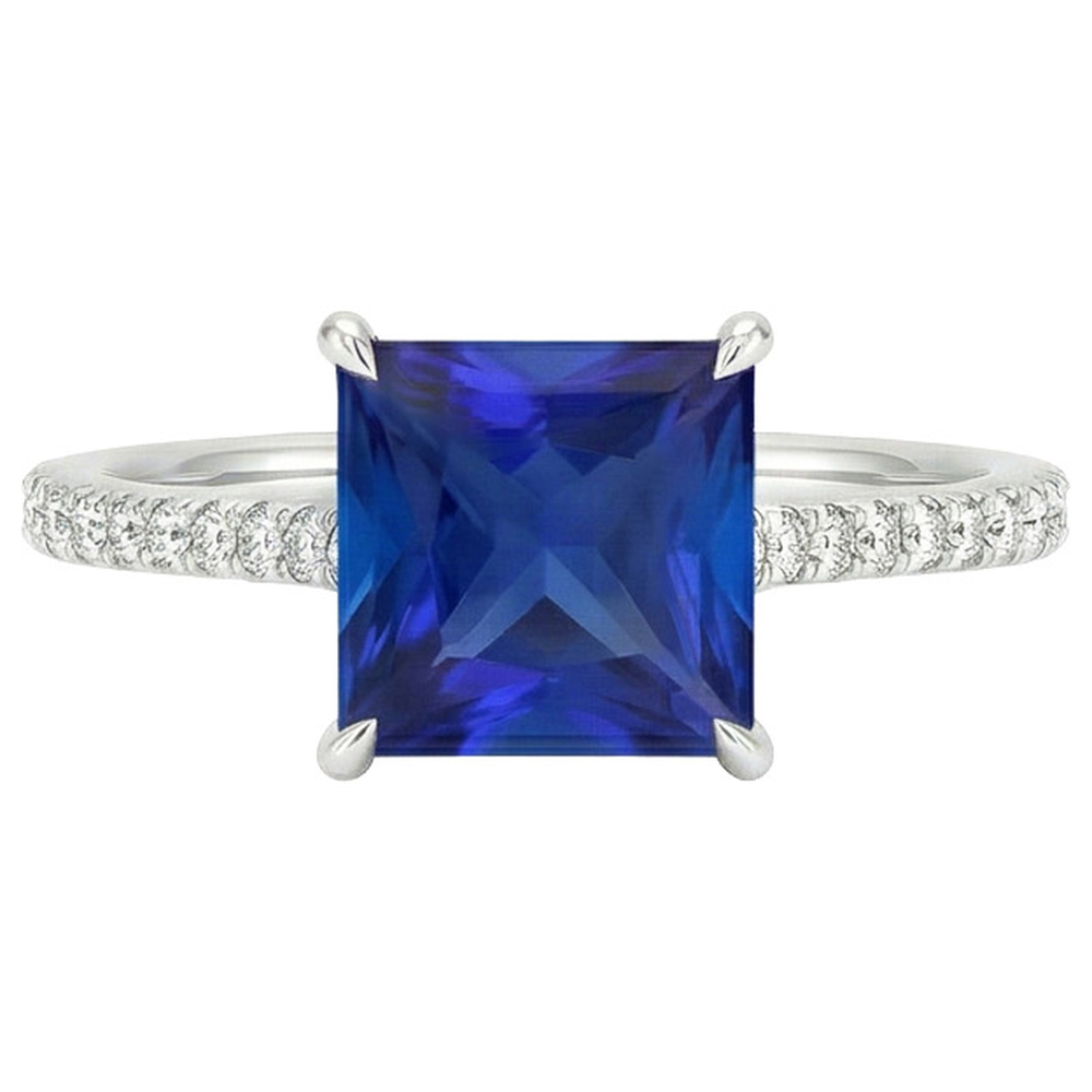 natural round sapphire 6ct ring on white background