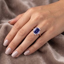 Flower Style Ring Ceylon Sapphire & Natural Earth Mined Diamond 4 Carats Emerald Cut