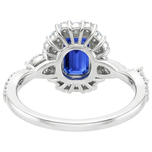 natural emerald sapphire 5ct ring close up detail