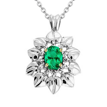 Earth-Mined Emerald Gemstone Pendant – main view